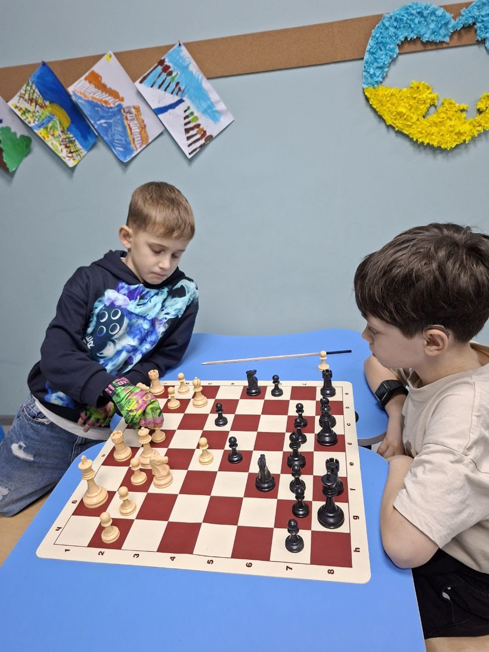 Веселі Сходи